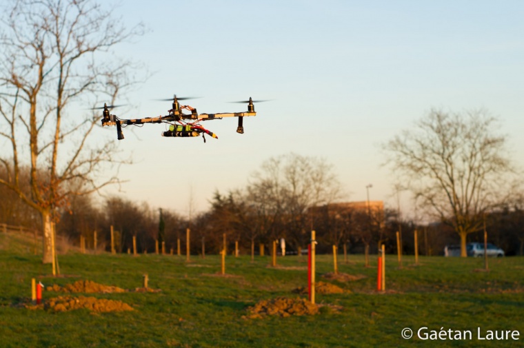 Flying the tricopter